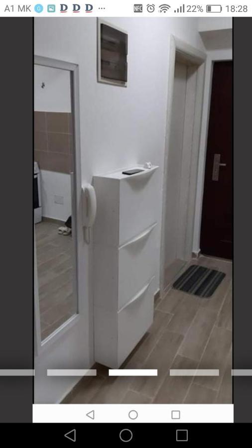 East Gate Apartment Studio Скопье Экстерьер фото